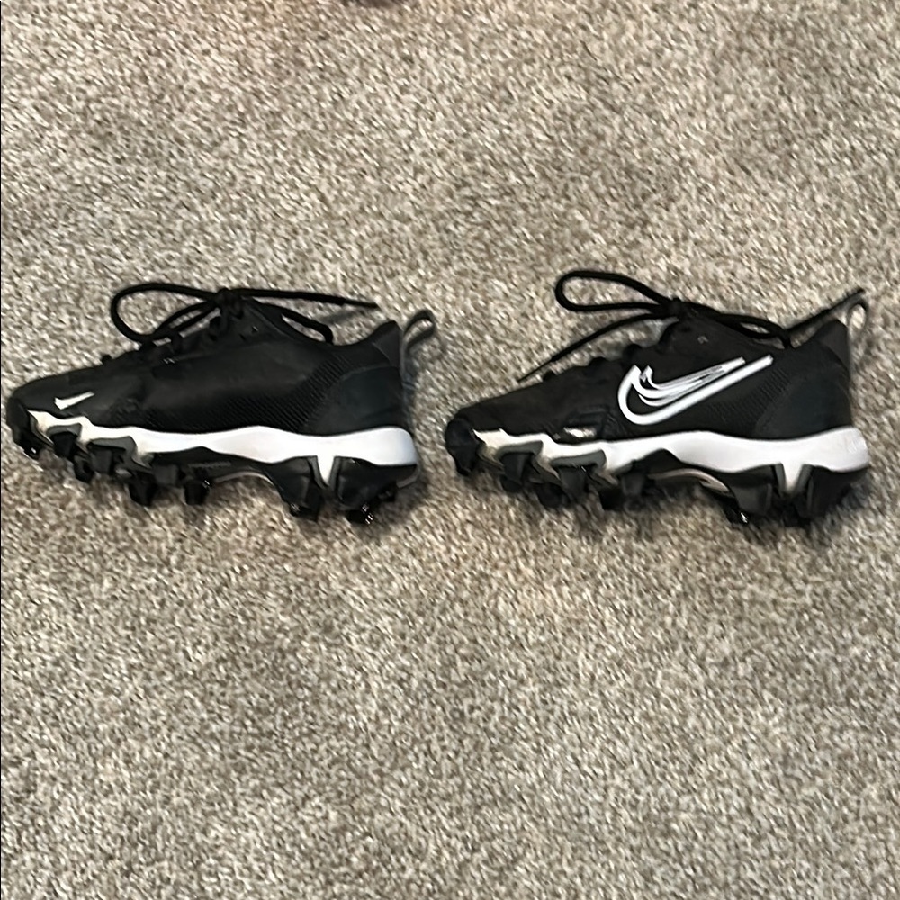 Nike Force Trout 9 Keystone
Big Kids' Baseball Cleats - Picture 3 of 11